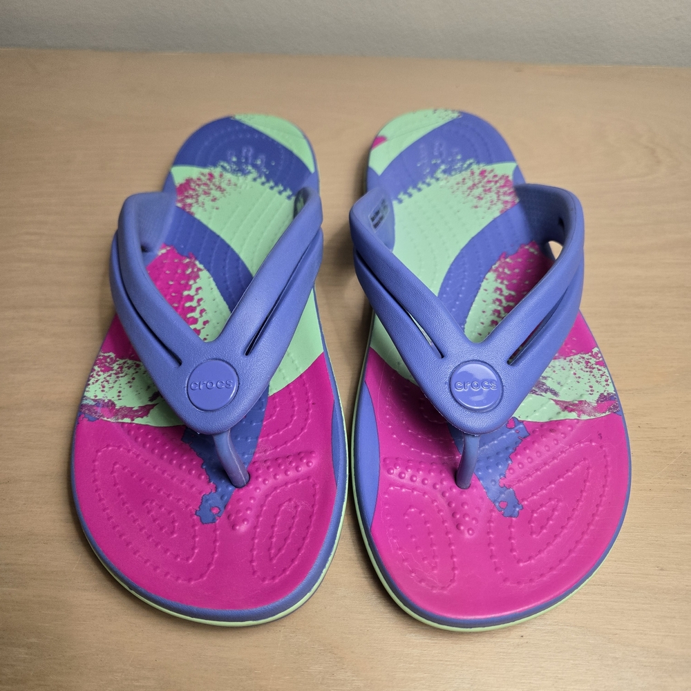 Crocs Ladies CrocBand Flip Flops Thong Sandals Ombre Size 5 Purple Pink Green
